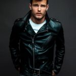 Michael Mealor Instagram - Fade to black