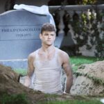Michael Mealor Instagram - In true Chanccomm fashion, Uncle Billy broke the news first…..my time as we know it on The Young and the Restless is coming to a close. The last three and a half years has been a truly humbling and life changing experience. I wouldn’t have been here this long without the love and support y’all have shown me throughout every inch of this ride! From appearing on national TV in my “birthday suit” to digging up graves for DNA fragments, every engagement and every heart break, whether you were #KOLA or #SKYLE, y’all were along for the rollercoaster. Thank you @youngandrestlesscbs, @cbstv and @sony for trusting me with this incredible character. Thank you for allowing me to be your Kyle Abbott. So much love to each and every one of you!