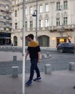 Michael Nicolae Instagram - La început de fakedemie când întalneai un italian pe strada 😅