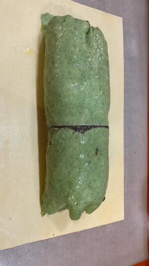 Michael Voltaggio Instagram - I haven’t made this since back in the day when I was young, I’m not a kid anymore but some days I sit and wish I was a kid again 

long story short, it felt like a beef Wellington kind of day…