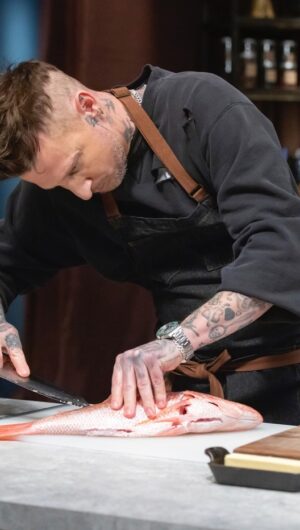 Michael Voltaggio Instagram - happy new year. thank you all for being there with me, we got a lot done and I love you all