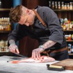 Michael Voltaggio Instagram - @bobbyflay ‘s Triple threat is back 10/2 @foodnetwork at 9pm. here’s a little hint on what I’m working with…