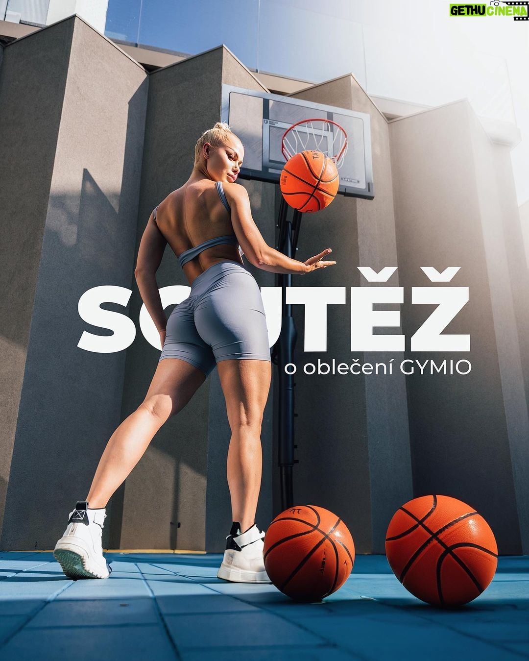Michaela Marková Instagram - ❗️❗️❗️SOUTĚŽ❗️❗️❗️ Zasoutěž si sám/a nebo s kamarádem o sportovní oblečení v hodnotě 2500,- od @gymiocz ————————————————— Jak se do soutěže zapojit? 1️⃣ dej follow @gymiocz 2️⃣ dej follow @oomartinamarkovaoo 3️⃣ označ do komentáře kamarádku/kamaráda, kterému by se něco na sebe taky šiklo 🔺abys měl/a větší šanci vyhrát, můžeš tentokrát komentovat až 3x (vždy označ jinou osobu) *️⃣ kamarád/osoba, kterou označíš do komentáře, který vylosuji jako výherní, získá navíc MEGA SLEVU na nákup u nás na webu ————————————————— Soutěž byla ukončena ————————————————— #GYMIO#czechfitnessgirl#czechfitness#fitnessczech#czechfitnesspeople#posilovna#obleceni#fitnessgoal#dnescvicim#cviceni#slovakfitness#posilovna#dnescvicim#dnesnosim#sportovniobleceni#fitness #obliekam #leginy #czechgirl #czechwoman #slovakgirl