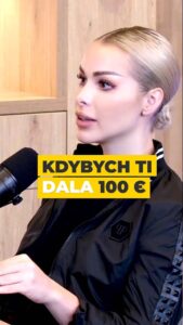 Michaela Marková Instagram - Túto “red car theory” som samozrejme nevymyslela ja. Je to známy psychologický koncept, ktorý popisuje jav, kedy keď sa náš mozok sústredí na jednu vec, jeden objekt či myšlienku, začne ju vnímať a vidieť všade okolo seba … poznáš to? Keď sa budeme sústrediť na naše ciele, budeme citlivejší na vnímanie príležitostí okolo nás. Neni to teda o reálnom zvýšení počtu príležitostí a šancí okolo nás, ale o našej vízii a o tom na čo sa my sami dokážeme sústrediť a rozšíriť si tak vlastný svet možností. No a potom už je len na Tebe, či keď prídu, budeš “ready”… 🤝🤞 držím ti palce. Ps. Buďte prosím na mňa láskavý, nie som Slovenka. Slovensky sa snažím rozprávat z úcty a lásky k môjmu priateľovi a jeho rodine, ktorý su zo Slovenska …no a pozvanie na slovenský podcast bola pre mňa dobrá výzva to skúsiť naostro. 🫣❤️🤞 Celý podcast nájdeš na: Buduj impérium podcast s @daywithdavid _______________________________________________ #osobnirozvoj#motivace#motivacejinak#inspirace#odhodlanie#dnescitam#dnesctu#dnesmotivujem#cvicimczsk#fitnessczsk#posilovna#czechfitness#dnesjemzdravo#motivacejezaklad#czechgirl#praguegirl#podcast#vzdelavani#vzdelavanie