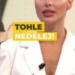 Michaela Marková Instagram – Blíží se svátky a po nich neodmyslitelně přijdou i tradiční novoroční předsevzetí. 
Nový rok, po odpočinku nová motivace a chuť něco změnit. Nový pomyslný začátek 🤝🏻🫀

Tady je pár tipů, které ti v plnění nových předsevzetí pomůže. 

1️⃣ stanov si realistický cíl.

2️⃣ vytvoř si plán, který tě k němu povede.

3️⃣ zaznamenávej si pokrok (až budeš ztrácet motivaci, bude ti oporou a zároveň realistickou zpětnou vazbou)

4️⃣ buď trpělivý a nezapomeň oslavovat úspěchy (zaměř se na pozitiva)

5️⃣ najdi si zdroje inspirace (najdi zajímavé tématické knihy, videa, inspirativní lidi, kteří tě budou na tvé cestě motivovat, vzdělávat…a posouvat)

6️⃣ Dejte sobě a svému předsevzetí čas, aby se stalo tvou rutinou, tvou součástí. Tehdy budeš vědět, že jsi to DOKÁZAL/A a změna bude trvalá ❤️💪

ℹ️ Máš i ty nějakou svou zkušenost nebo radu, která může pomoct někomu dalšímu? Pokud ano, sdílej ji s námi v komentáři. 

Celý rozhovor najdeš na @cnnprima 
_______________________________________________
#osobnirozvoj#motivace#motivacejinak#inspirace#odhodlanie#dnescitam#dnesctu#dnesmotivujem#cvicimczsk#fitnessczsk#posilovna#czechfitness#dnesjemzdravo#motivacejezaklad#czechgirl#praguegirl#podcast#vzdelavani#vzdelavanie