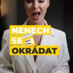 Michaela Marková Instagram - 3 klamlivé doplňky stravy, které se setkaly s vědeckým zkoumáním a selským rozumem.. a neobstály! 🔍 Detoxikační drinky: • Vědecký pohled: Pokud by naše tělo bylo skutečně plné toxinů, jak někteří tvrdí, byli bychom v závažném zdravotním stavu, nebo dokonce mrtví. Naštěstí máme játra a ledviny, které kontinuálně a efektivně odstraňují toxiny- a umí to fakt dobře! • Fakta: Mnoho detoxikačních drinků obsahuje látky s projímavými účinky, což může vést k rychlé ztrátě vody, ale ne k skutečnému detoxu. (to, že se po***eš a vyjdeš z WC zpocený a o 3 kg lehčí není detox a už rozhodně ne spalování tuků). Výzkumy neukazují, že by tyto drinky měly větší detoxikační účinky než naše vlastní tělo. 🔍 Noční spalovač tuků: • Vědecký pohled: Spalování tuků je v první řadě otázkou energetické bilance – kalorií přijatých oproti kaloriím spáleným. Noční spalovače, které neobsahují stimulanty (protože bychom kvůli nim nespali), nemají schopnost zintenzivnit tělesnou aktivitu, zázračně zrychlit metabolismus nebo „proměnit tuk na svaly“ • Fakta: Ačkoli mohou mít některé složky nočních spalovačů tuků „na papíře“ mírný potenciál, jejich celkový dopad na spalování tuků je mizivý 🔍 Ženský nebo jakýkoliv jiný protein s přívlastkem (na hubnutí/ na rychlé běhaní…): • Vědecký pohled: Proteiny jsou základními stavebními kameny těla. Neexistuje speciální “ženský” protein. • Fakta: Protein je prostě protein (bílkovina). Koneckonců, také neexistuje “voda pro ženy”, vždy je to prostě voda! 😉 #GYMIO #posilka #doplnkystravy #czechfitness #dnescvicim #czechrepublic #slovakia #slovakfitness #zdravyzivotnistyl