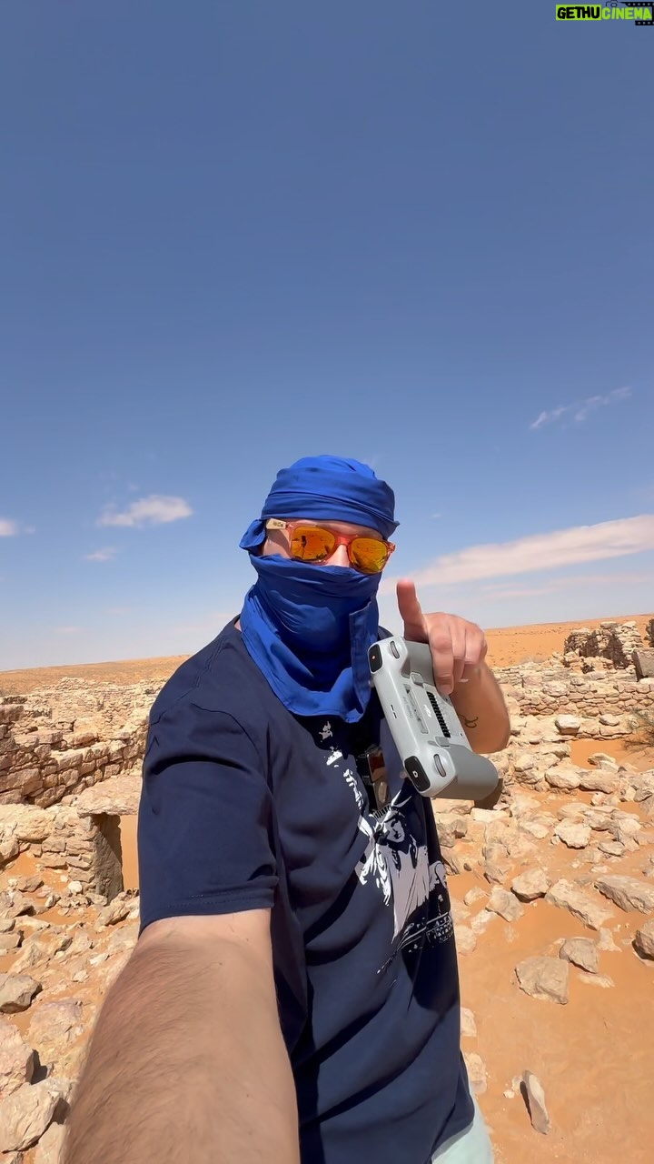 Michal Kavalčík Instagram - Best SAHARA☀️🔥😎 Neskutečnej výlet🤩🏎️ s @abdoul_officiel00 👍🏼🎉👍🏼😉 PECKA!!! To bydou videjka💣🎥📸 #sahara #tunisko #tunisia #nadhera #nice #krasa #relax #pecka #vylet Ksar Ghilane Sahara Oasis Tunisie