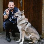 Michal Kavalčík Instagram - Máte rádi PEJSKY? ☺️ Nový kalendář je na světě a Vy můžete POMOCT♥️ @psi_sance a Best fotky: @linda_orlik_photography2 📸 Objednáváte už dárky na Vánoce? A víte, že náš kalendář je nejen krásným dárkem, ale ještě pomůže tam, kde je to potřeba? Nakupte nějaké dárky už teď, ať ten prosinec není tak vypjatý a můžete si pak v klidu užít třeba vánoční trhy a posezení s přátelí 🙂 🐕 https://eshop.psisance.cz/ #psisance #kalendar #pomoc #pejsci #psi #peshawar Česká republika