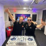 Michal Kavalčík Instagram - STŘEDA 22:00🏁 Každou první středu v měsíci se budete mít možnost vidět a zatrsat s moderátory Radia KISS v novém Music Baru clubu OX v Praze. Čeká Vás to nejlepší z TRANCE MUSIC. Prvních 120 minut se přenáší i LIVE na Youtube kanál Rádia KISS💋 OPEN klubu - 21:00h Start DJs: 22:00 Konec: 02:00 DJ´s - Michal Kavalčík a DJ Basslicker Místo konání: OX Music Club (vchod vedle OX Club Prague v restauraci ShiShi) Kapacita je omezena!!! Těší se na Vás Michal a Václav