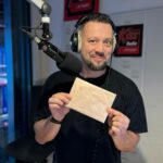 Michal Kavalčík Instagram - Moudro dne by @nejkrasnejsikluk 😅 Taky takhle svým partnerům kupujete 🎁 dárky pod 🎄? 🤣🤣🤣 #kissradiokiss #behappy #moudrodne Radio Kiss