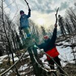 Michal Kavalčík Instagram - Vše NEJ DEJVÍKU♥️ Nejkrásnější svátek a zase byla prča😁 A dal si i Javorový - RESPEKT kámo👍🏼💪🏽🏔️🚠 Díky za vše prcku🤩 #dave #dejvik #vyslap #javorovy #hory #beskydy #lanovka #superden #oslavy #oslava #svatek #vylet Javorový Vrch