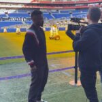 Michel Bastos Instagram - O bom filho a casa torna !! E sempre um prazer voltar a Lyon rever os amigos! @ol 🦁🙏🏾 Le bon Fils rentre à la maison ! C'est toujours agréable de revenir à lyon et de revoir des amis. Stadion Parc Olympique Lyon