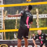 Michel Bastos Instagram - Mais um @mikasaopen fenomenal !! Parabéns pelo lindo evento👏🏾👏🏾. Agradecer ao meu parceiro @rafaelschmitz, obrigado irmão pela parceria. Essa dupla deu liga kkkkk feraaaa. #futevolei @hotpark @rioquenteresorts