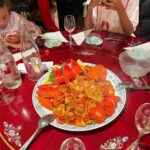 Michel Bastos Instagram - Ontem voltamos depois de 11 anos a comer no nosso restaurante preferido Palais de Chine 🇨🇳 na Bélgica 🇧🇪!! Muitas lembranças boas 👏🏾😍. Obrigado @kerchove #Marta e #Celia pela companhia. @rafaelschmitz @anapaulagodoi @michellenobre @danisloboda @sloboda01 faltou a presença de vcs !! Voltaremos né @lewonsovicz ? #chine #palaisdechine #homard #cuisinechinoise