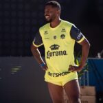 Michel Bastos Instagram – 3º lugar no @mikasaopen LEGENDS!! Parabéns a todos os organizadores desse evento maravilhoso! @giba.diniz @decopestana @granadofutevolei @riplaysports e @dinelsonlima obrigado pelo convite! Estaremos juntos nos próximos 🏆👏🏾. Obs: agradecer mais uma vez ao meu parceiro @vilsinhoftv Obrigado irmão🙏🏾.