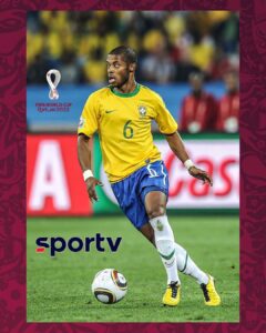 Michel Bastos Instagram - Fala pessoal! Como alguns já estão sabendo, terei o prazer de fazer parte do time de comentaristas do @sportv durante a Copa do Mundo no Catar. Tive a honra de representar nosso país em 2010 e viver esse outro lado de um Mundial com certeza será uma experiência muito especial! Vejo vocês no “Seleção Catar”!