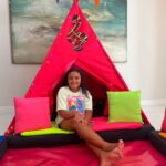 Michel Bastos Instagram - Hoje minha princesa completa 10 aninhos🥳🎂🎁. Nega mais linda desse mundo, papai te ama muito❤️ te desejo o melhor sempre, que Deus continue te abençoando com essa alegria essa energia contagiante. Feliz aniversário Vavá😍🥳.