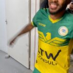 Michel Bastos Instagram - Domingo espetacular !! @jogodorei foi demais !! Parabéns @falcao12oficial @fred foi uma honra participar com vocês nesse evento. Galera ontem lotou o ginásio e ajudou muita mais muita gente com as doações! Valeu Barueri 👏🏾👏🏾