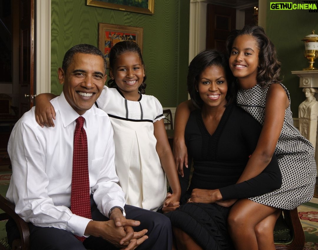 Michelle Obama - 326.9K Likes - This #Thanksgiving, we have a lot to be grateful for — our families, our health, and so much more. As we gather together today, let’s also give thanks to all those who bravely serve our country far from their homes and families. Wishing you all a wonderful Thanksgiving!