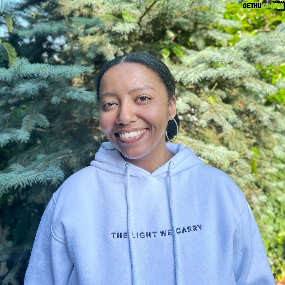 Michelle Obama Instagram - If you haven’t already, I hope you’ll check out The Light We Carry merch at the link in my bio or at MichelleObamaBooks.store. Grab a new hoodie (like the one my team is wearing!), shirt, hat, keychain for yourself or someone special in your life. There are plenty of fun shirts to stock up on for the warm, sunny days ahead—along with hoodies for those cool summer nights with friends and loved ones. Can’t wait to see what you get! Let me know how you style it using #TheLightWeCarry on social media! ✨