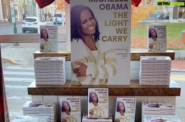 Michelle Obama Instagram - This #BlackHistoryMonth, I wanted to give a shoutout to some incredible Black-owned bookstores that have supported The Light We Carry on and off the tour. π@harrietts_bookshop π@unclebobbies π@marcus.books π@mahoganybooks π@semicolonchi π@esowonbooks Iβm so grateful for all the ways they have championed my book and helped make these past few months so special. Tag a Black-owned bookstore in your community and tell me more about them!