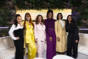 Michelle Obama Instagram - When I first wrote #TheLightWeCarry, my hope was this book would help start conversations and inspire people to think of the tools they need to navigate life during times of uncertainty. 

I was thrilled to sit down with some inspiring women— @AngieMartinez, @KellyRowland, @MsTinaLawson, @WinnieHarlow and @HerMusicOfficial—to discuss themes in my book including everything from overcoming our fears, marriage, parenting and so much more. 

Watch the special conversation tonight at 8pm ET on @REVOLTtv.
