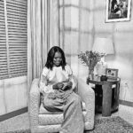 Michelle Obama Instagram - Every time I tell people how much I love to knit, they seem so surprised! But it truly has become one of my most meaningful (and fun) pastimes. For me, knitting is a release. It lets my hands lead the way as my mind trails behind. And it turns out that knitting was buried in my DNA–I am the descendant of many seamstresses. My mom shared with me that every woman on her side of the family learned how to work a needle and thread, to sew, crochet, and knit. During the peak of the pandemic, when everything felt so bleak, the act of stitching, purling, casting on and off is how I kept my anxiety at bay. Practicing it roots me in this idea that I talk about in my book, The Light We Carry called “the power of small.” It’s the idea that narrowing your focus into a small, seemingly insignificant task can remind us of our own agency. It shows us our own ability to build, create, and succeed. I truly believe that when you know you are capable of small tasks, it makes the bigger ones feel easier. In this case, every small stitch builds into a bigger purpose. What’s something that you’ve picked up as a hobby or practice that has helped you during these last few years? I’d love to hear from you in the comments. And if you have some photos, tag me in your post using #TheLightWeCarry. 🧶 Photo credit: Merone Hailemeskel