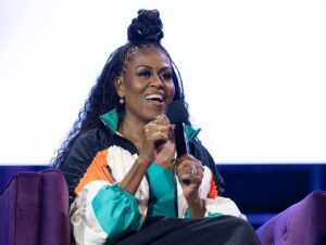 Michelle Obama Instagram - I’m having such a wonderful time seeing so many of you on my #TheLightWeCarry book tour. @TylerPerry, thank you for joining me these last two nights in Atlanta.

And to those who are following along, thank you for picking up the book and sharing the tools that have helped you along the way. Keep your reflections coming!