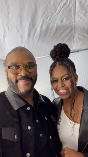 Michelle Obama Instagram - Atlanta! @TylerPerry and I are so excited to talk about my book #TheLightWeCarry with you tonight. 💃🏾