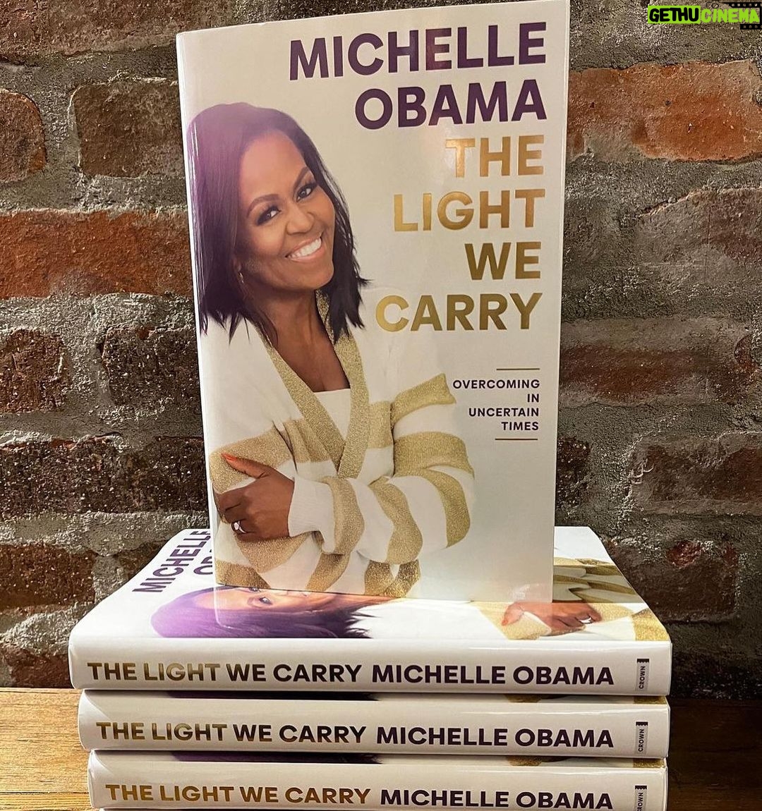 Michelle Obama Instagram - On this #SmallBusinessSaturday, let's give it up for all the independent bookstores and booksellers for everything they do. I'm so grateful for their support of #TheLightWeCarry, and I hope all of you will check out your neighborhood bookstore this holiday season and all year round! ❤️