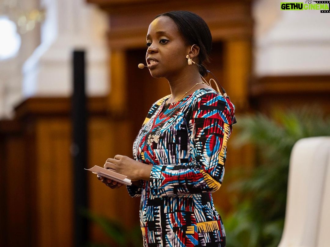 Michelle Obama Instagram - While in South Africa, we brought together grassroots leaders who are working to empower women and girls and help end child marriage in their communities. Memory Banda shared her powerful personal testimony about how child marriage impacted her family and how we can come together to create a better future for girls. Dr. Faith Mwangi-Powell from @GirlsNotBrides_ talked about the global progress that has been made to end child marriage and the work that still remains. Grassroots leaders from Malawi, Tanzania, and Guinea discussed their own efforts in a conversation led by the Girls First Fund — including leading youth-led groups that promote education and the importance of encouraging men and boys to become part of the change. @MelindaFrenchGates, Amal Clooney, Graça Machel, and I sat down with Redi Tlhabi to discuss how our organizations are working to support young women around the world. At the @GirlsOpportunityAlliance, we are working to support the next generation of women and girls, and I hope you’ll join us in this work at the link in my bio. Cape Town, South Africa