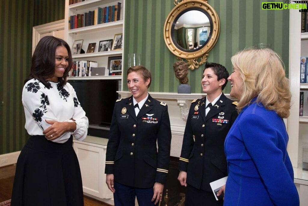 Michelle Obama Instagram - We owe our veterans, their spouses, and their families so much for their courage and commitment to our country. On Veterans Day, let’s remind them how grateful we are for their service and show our appreciation for everything they’ve done for us.