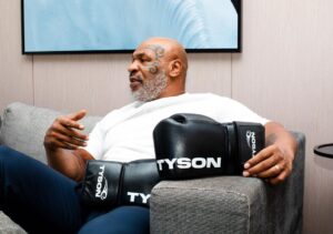 Mike Tyson Instagram - 🥊 🥊 🥊