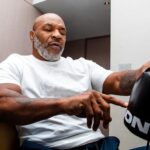Mike Tyson Instagram – 🥊 🥊 🥊