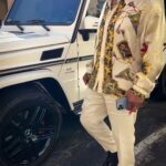 Mike Tyson Instagram - 🚶🏾‍♂️