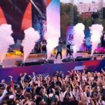 Mikhail Zasidkevich Instagram - Этот год стал для нас новой ступенью! Большие площадки, где собираются десятки тысяч людей. Все раскачивают с нами и выглядит это очень мощно! Продолжаем творить дальше.