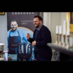 Milan Zimnýkoval Instagram - Mr. Cookover v Praze 🚀 #cookover #phillipiakmilano #praha #dnesvarim #chalanZrollupu #novageneracevareni Foto: @matuslago 2x Le Palais Art Hotel Prague