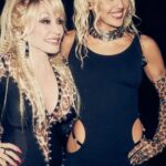 Miley Cyrus Instagram - #MileysNewYearsEveParty with co host @DollyParton!
