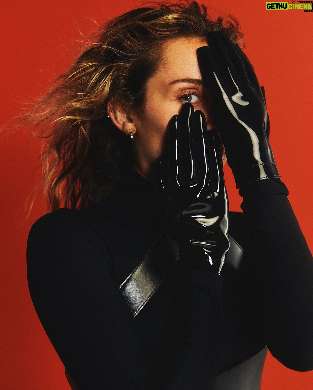Miley Cyrus Instagram - Today my #UsedToBeYoung Tik Tok series came to an end. The journey is far from over & I’m looking forward to sharing my life with you through music in this next chapter. Thank you for your support over the years. Let’s continue to grow together. Love always, Miley