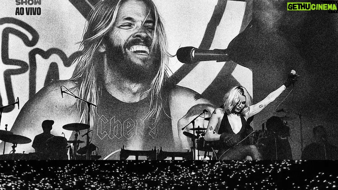 Miley Cyrus Instagram - LAST NIGHTS SHOW IN BRAZIL IS DEDICATED TO MY FRIEND & LEGEND #TAYLORHAWKINS 🦅