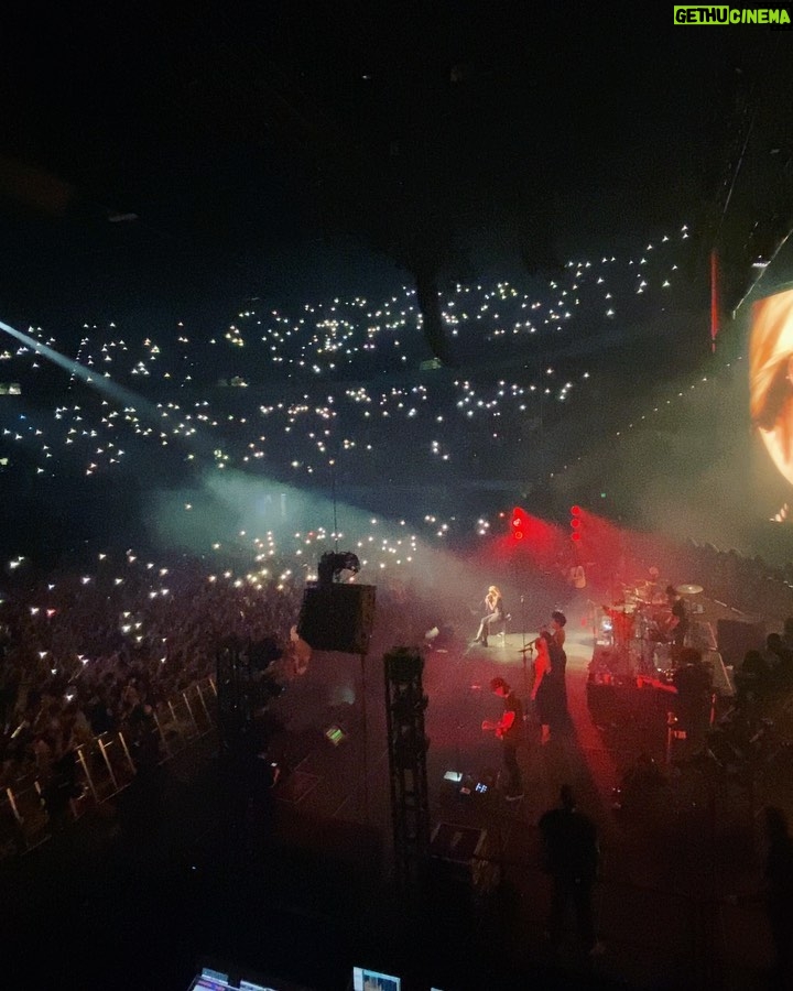 Miley Cyrus Instagram - You made Angels Like You #1 for me…. So it was an honor to gratefully perform it for you Bogota! I love you so much! 🖤👼