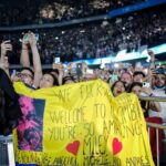 Miley Cyrus Instagram - I’LL NEVER FORGET YOU BOGOTA! ❤️💚💙🧡💜 #ATTENTION #MILEYLIVE