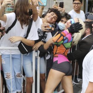 Miley Cyrus Instagram - DO I HAVE YOUR #ATTENTION #MILEYLIVE #ARGENTINA