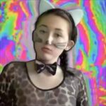 Miley Cyrus Instagram - Happy birthday to the queen of my universe @noahcyrus coolest girl in the whole wide world 🦋 #22 #BFF