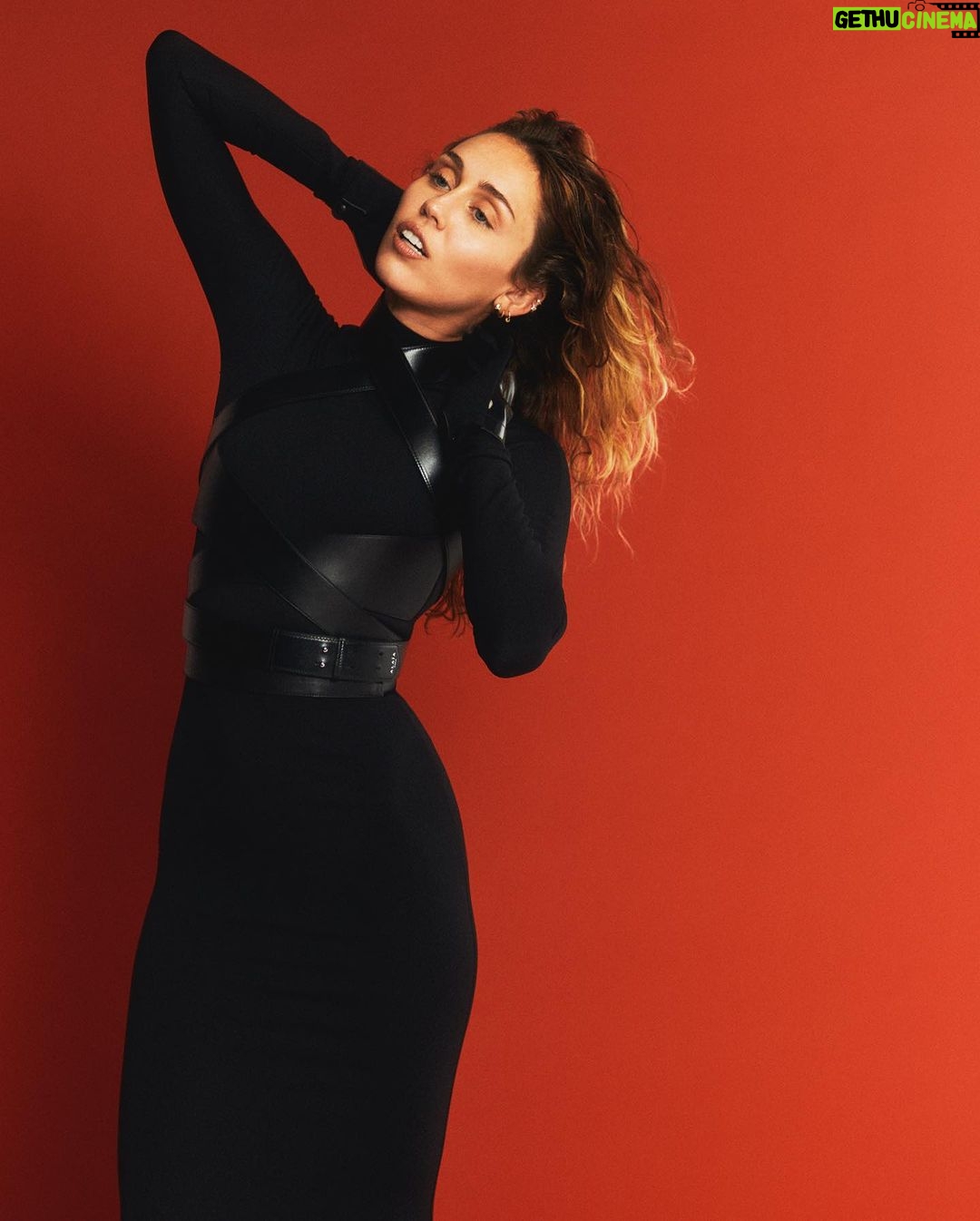 Miley Cyrus Instagram - Today my #UsedToBeYoung Tik Tok series came to an end. The journey is far from over & I’m looking forward to sharing my life with you through music in this next chapter. Thank you for your support over the years. Let’s continue to grow together. Love always, Miley