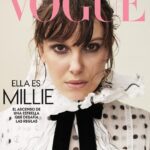 Millie Bobby Brown Instagram - Es la embajadora de la buena voluntad más joven que ha nombrado la UNICEF en su historia, actriz, empresaria y productora. Han pasado seis años desde que el nombre de #MillieBobbyBrown trascendió a escalas globales, convirtiéndose en uno de esos extraordinarios casos en los que una niña llega a Hollywood sabiendo exactamente lo que quiere y va por ello. Con una carrera joven, pero sustanciosa, la protagonista de #StrangerThings –cuya cuarta temporada llega al streaming esta semana– es la portada de Vogue México y Latinoamérica de la edición de junio. En exclusiva, habla sobre sus próximos proyectos; su línea de belleza, Florence by Mills, las cintas en las que actualmente se encuentra trabajando como #Damsel, #ATimeLost y #TheGirlsIveBeen y cómo abraza el privilegio de ser un ejemplo a seguir. Descubre en nuestro link en bio la entrevista completa. Fotografía: @claudia_knoepfel Realización: @mayazep Peinado: @davidharborow Maquillaje: @lucyburt1 Manicura: @nailedbysg Diseño de set: @_tobias_b Gigi tech: Andrew Goss Producción: @_the.curated Productor ejecutivo: Giorgio T-D Asistentes de fotografía: Gabriele Renna y Sean Morrow Asistente de moda: Pippa Atkinson Asistente de producción: Nancy Ngobese Director de entretenimiento: @sergiokletnoy Head of Editorial Content: @karlamartinezdesalas Entrevista: @quenosoymafer
