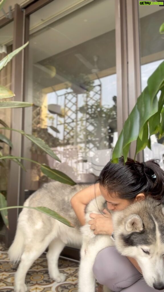 Mimi Chakraborty Instagram - Living the dog mom life💕