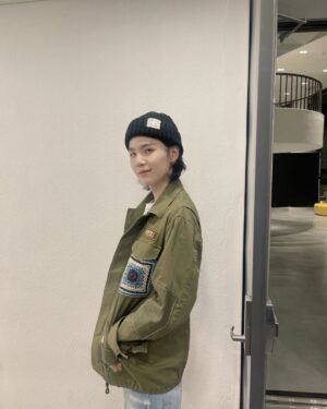 Min Yoon-gi Instagram - 지휘자 아닙니다.

감사하고 사랑합니다 아미 ☺️