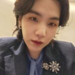 Min Yoon-gi Instagram - 지휘자 아닙니다. 감사하고 사랑합니다 아미 ☺️