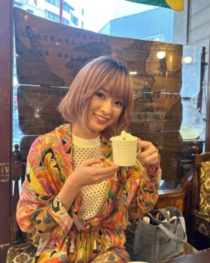 Mio Yuki Instagram - 「Naokiman HORROR SHOW」

もう早速みてくださった方もいて嬉しいです☺️

私は、第1 話の「視線」に萩原みのりさん演じる東野ゆめの憧れのインフルエンサー・めいちょん役として出演させていただいています☺︎

DMM TV にて独占配信中です！

是非チェックしてください！